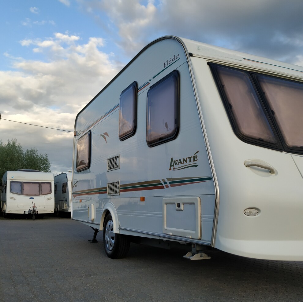 Дом на колёсах, Прицеп-дача: ELDDIS AVANTE, 750 кг.